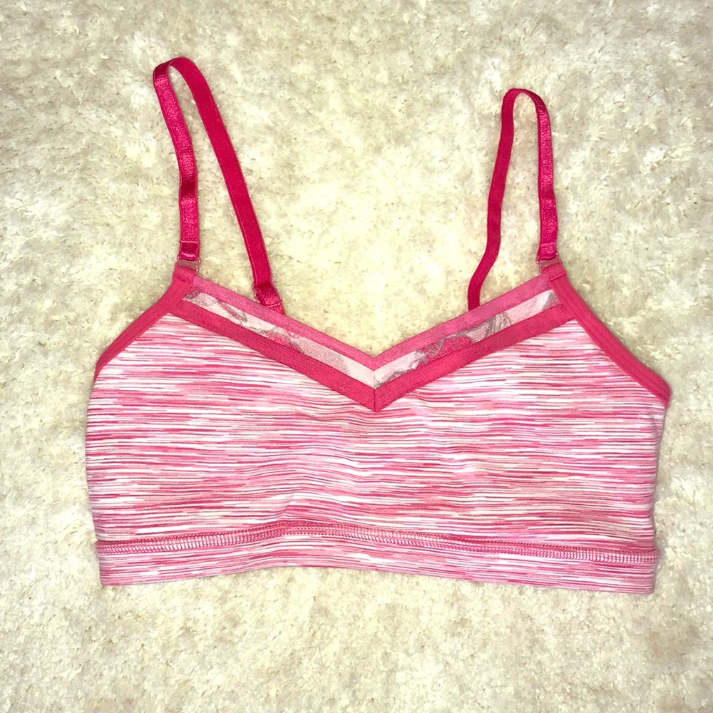 Like NEW! Lululemon Athletica Bra Size 4